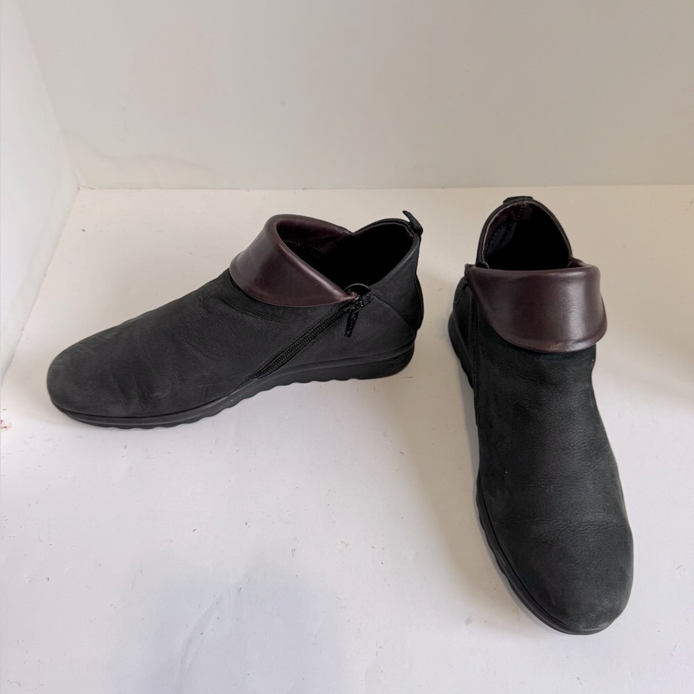 The Flexx Pan Damme Dakar. Size 8.5